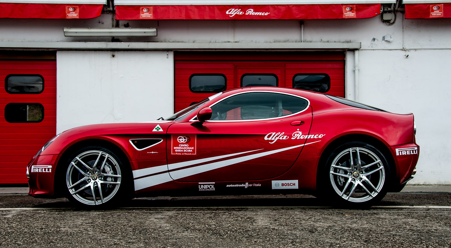 Alfa Romeo 8C Competizione