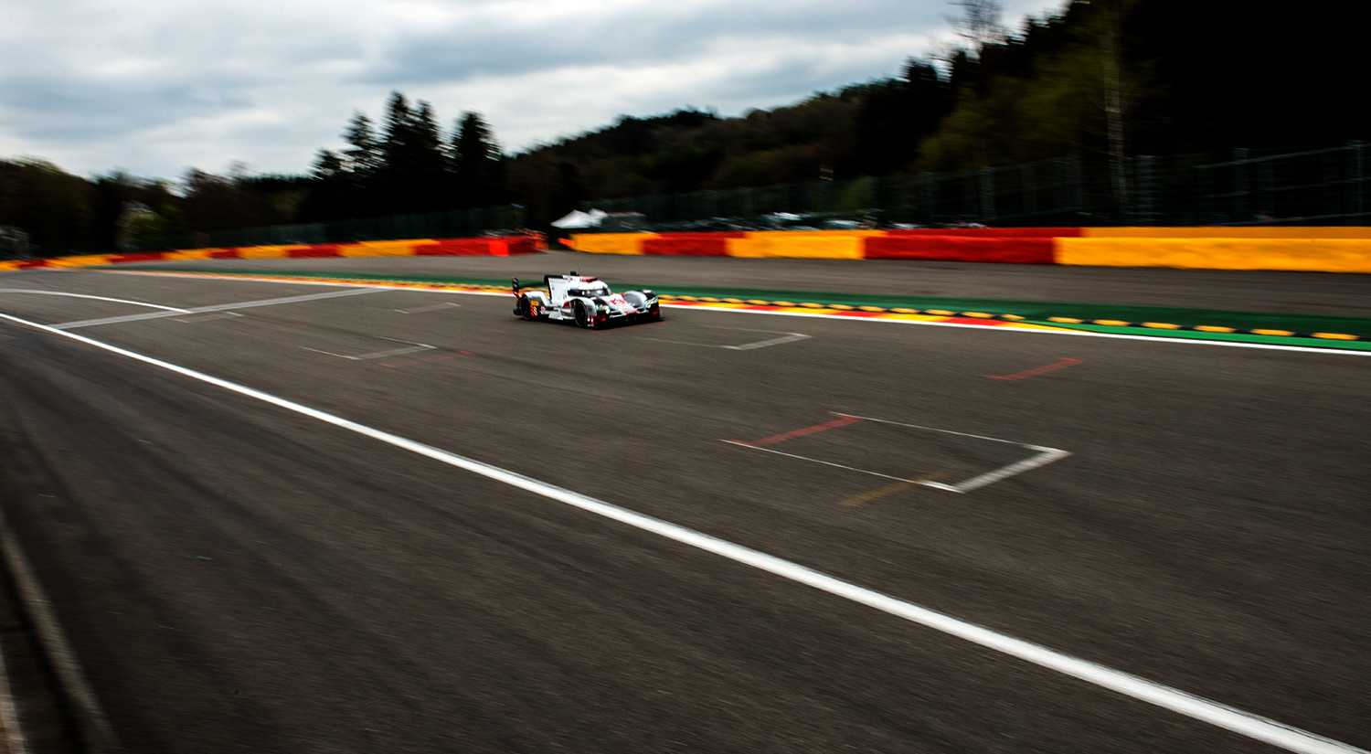 Loïc Duval, Lucas di Grassi, Oliver Jarvis - No. 8 Audi Sport Team Joest,  6 Hours of Spa-Francorchamps, Belgium, 2015