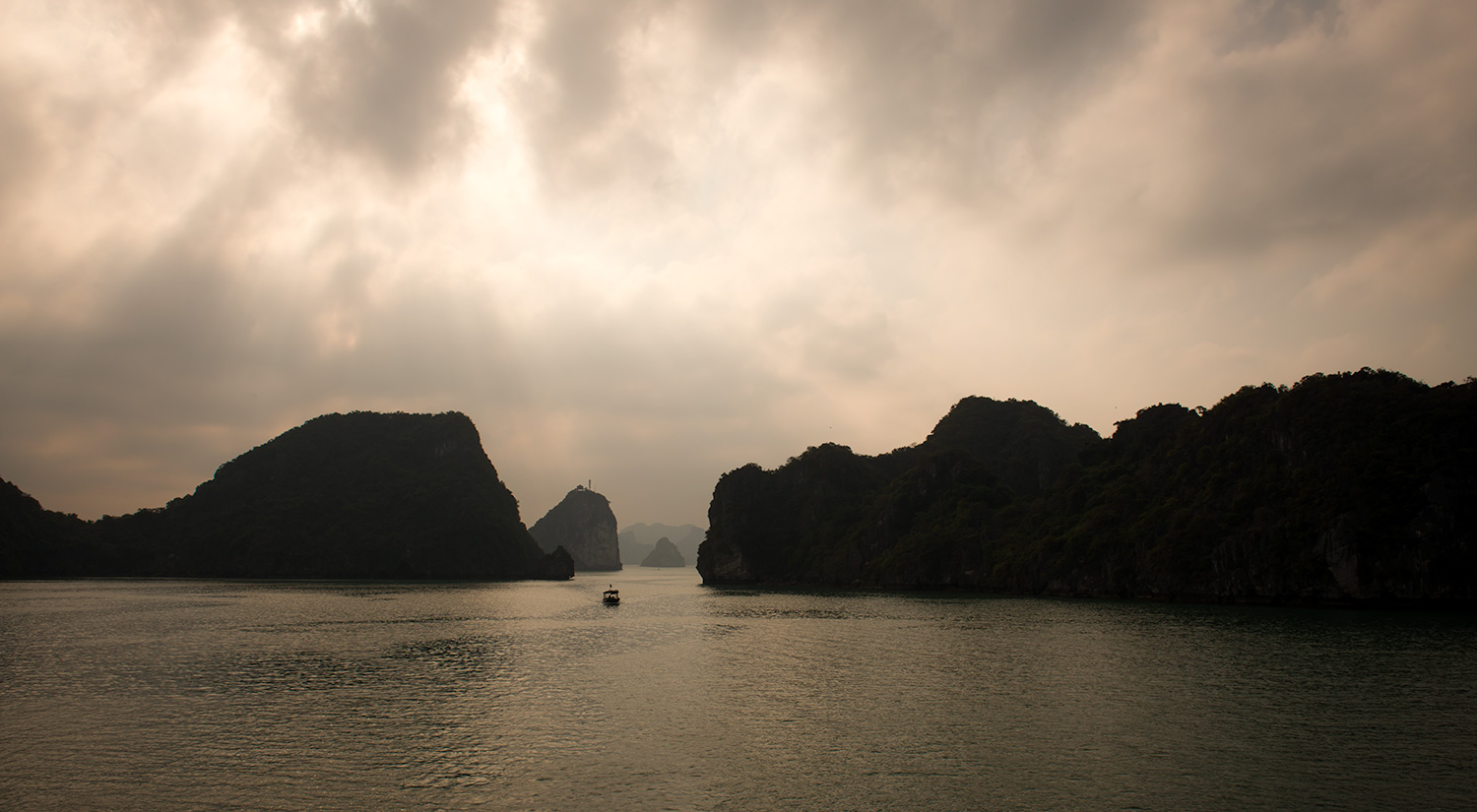 Ha Long Bay